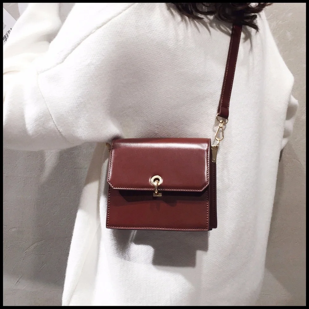 NEW ROME Crossbody / Shoulder Bag - Picture 1 of 8